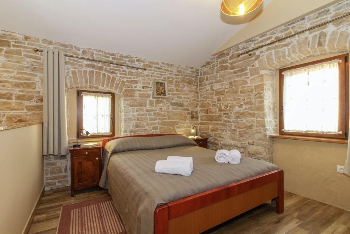 Villa Olea In Barat - Haus Fuer 6-8 Personen Kanfanar Kültér fotó