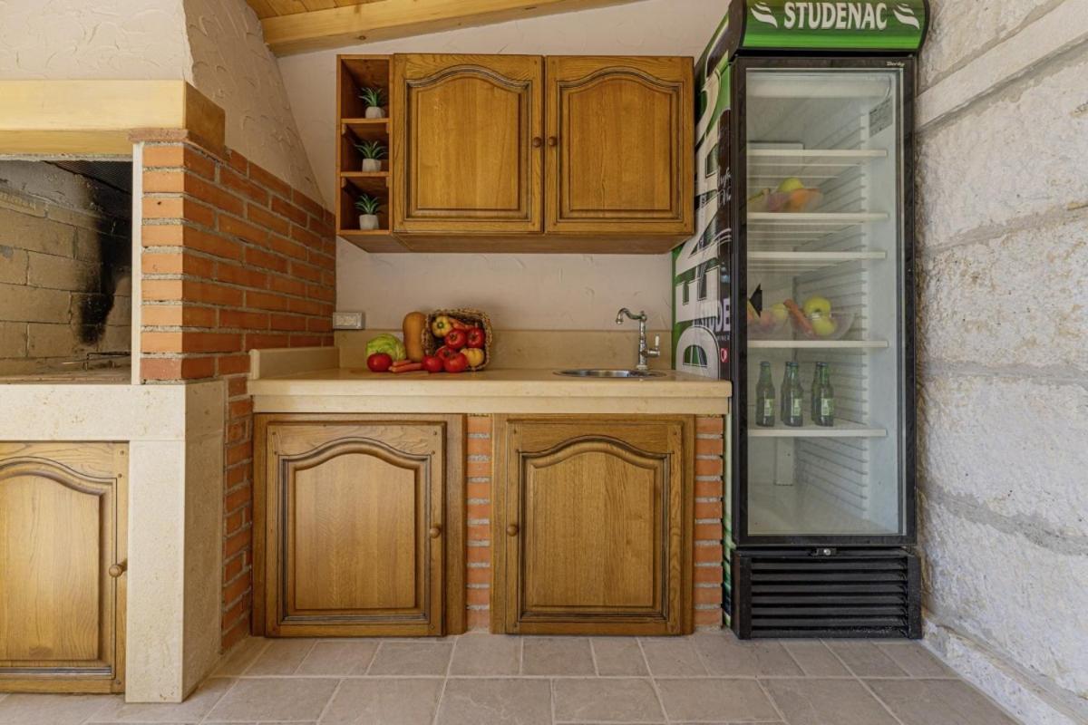 Villa Olea In Barat - Haus Fuer 6-8 Personen Kanfanar Kültér fotó